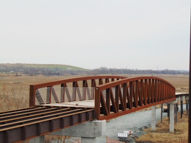 weathering-steel-pedestrian-bridge-5